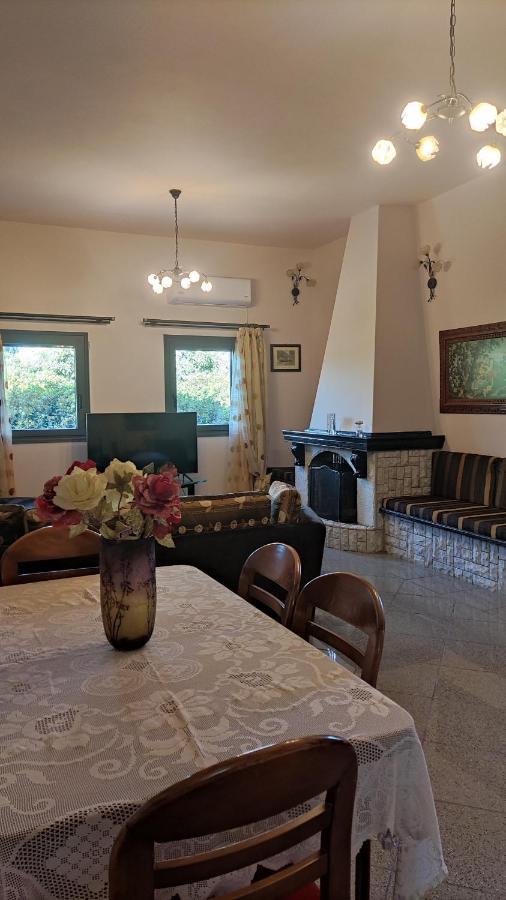 Villa Vretti'S House à Fratsia Extérieur photo